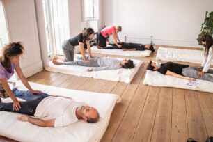 learn-thai-yoga-massage